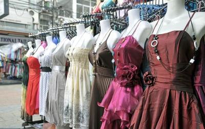 服裝代工廠“甩開”品牌商自產(chǎn)自銷，利潤(rùn)前后竟相差十倍